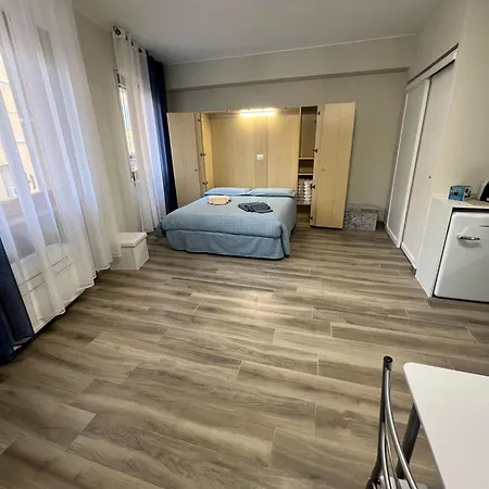 Апартаменти La Casa Di Wendy Санремо