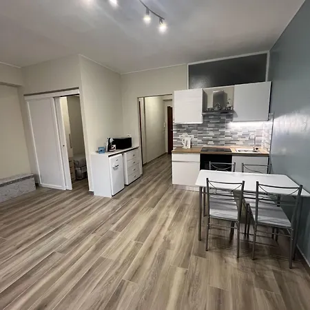 La Casa Di Wendy Апартаменти Санремо